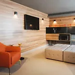 Q Jacques Pilon Residence